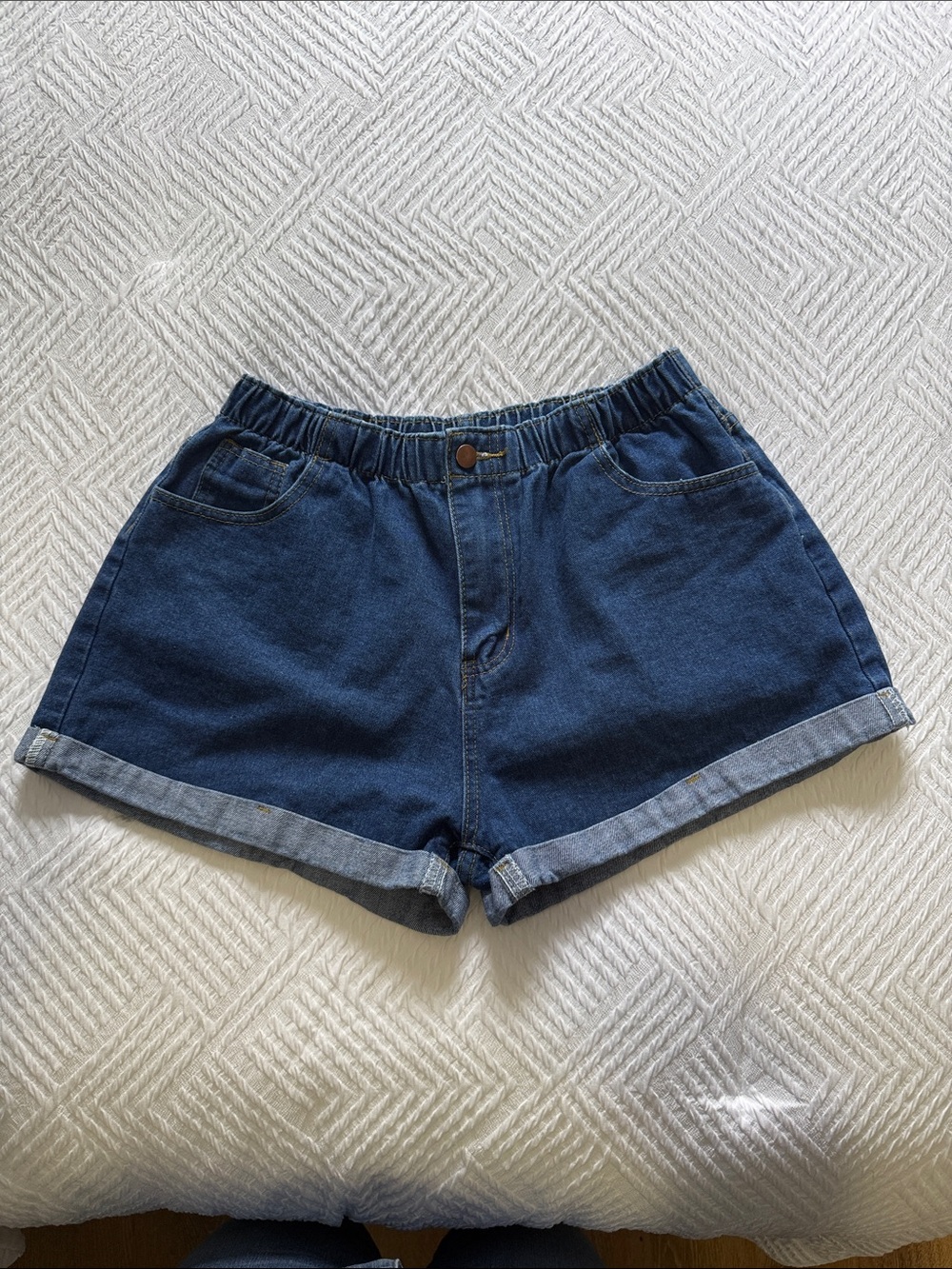 SHEIN Dark Blue Elastic-Waist Denim Cuffed Shorts